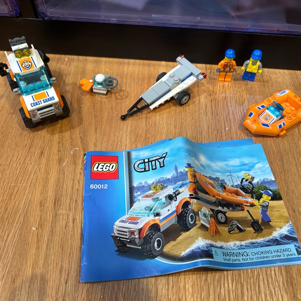 lego 60012 4x4 & diving boat
